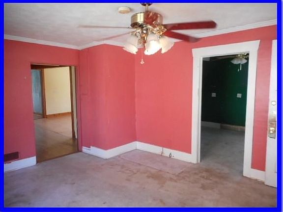 5th image of 2622 N Grant Ave