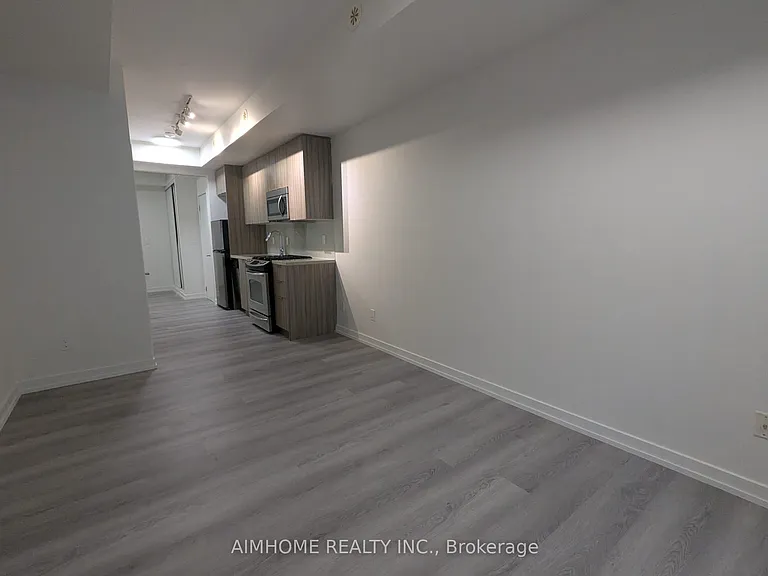 140 Broadview Ave #40 — Photo 4
