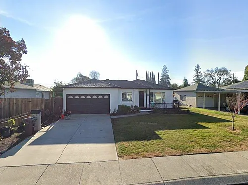 3416 W Euclid Ave Photo 1