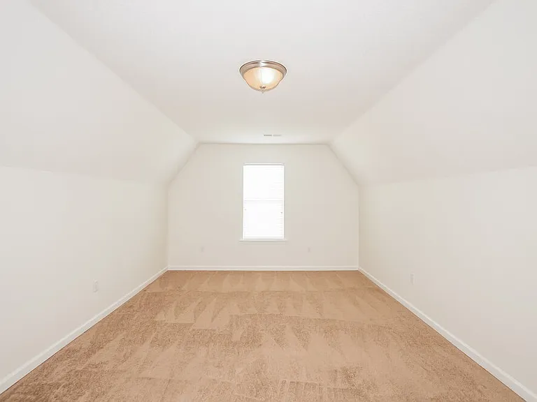 2227 Linda Shore Dr — Photo 2
