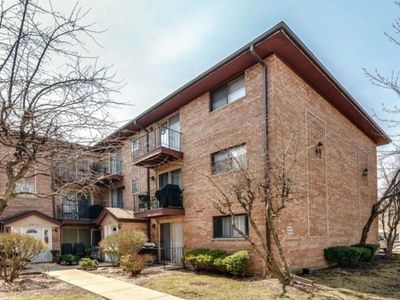5825 W Higgins Ave APT 1A, Chicago, IL, 60630