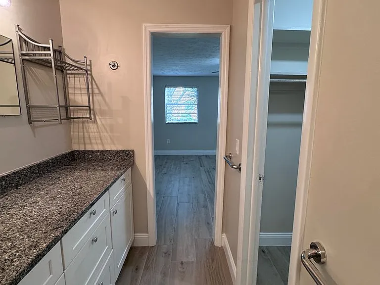 4380 Lake Underhill Rd — Photo 18