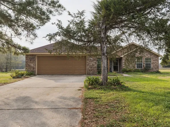 21 Pine Prairie School Rd, Huntsville, TX 77320