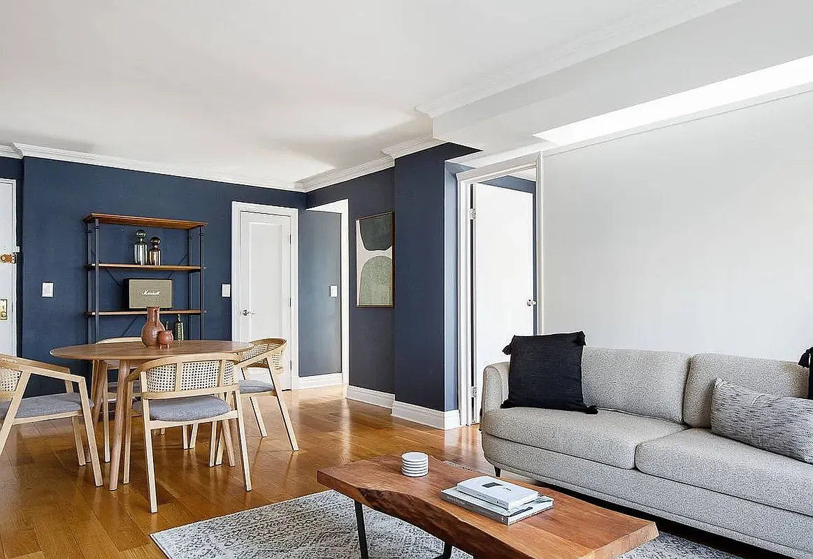 30 Cliff Street — Photo 2
