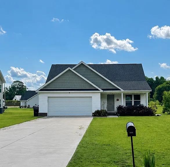 2201 McLaurin Dr — Photo 1
