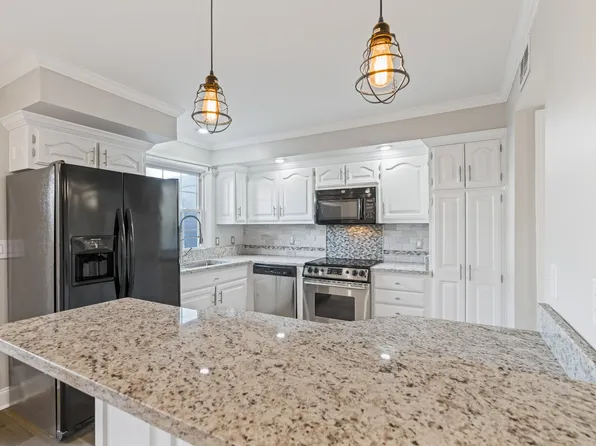 8207 Sawyer Brown Rd APT L4, Nashville, TN 37221