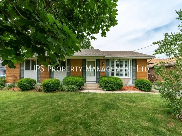 27 Thorncliffe Dr, Belleville, ON K8P 4L3