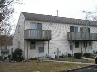 130 Cora Ave APT B, Fox Lake, IL