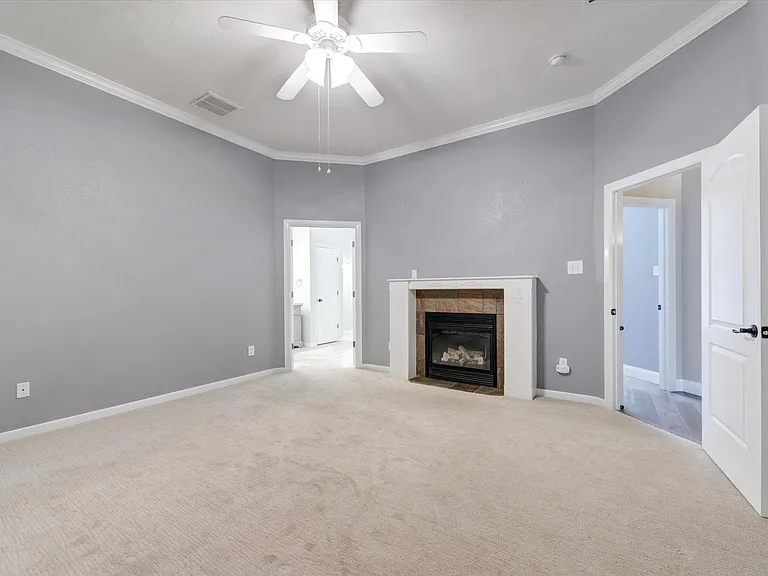 2420 Fawkes Ln — Photo 26