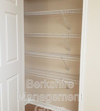 2nd image of 1132 Brook Meadow Dr