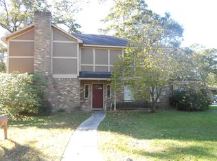 17122 Grey Oaks Dr, Conroe, TX 77385