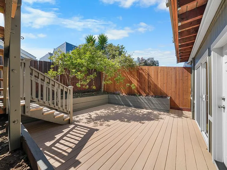 44 Bradford St — Photo 8