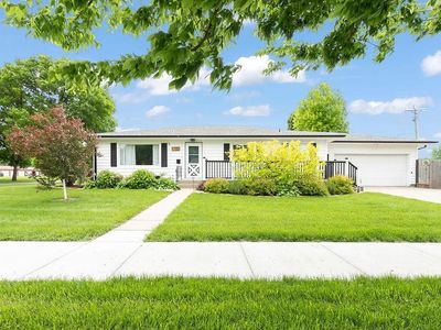 1702 15th Ave S, Fargo, ND, 58103