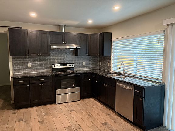 5th image of 2934 High Plateau Dr