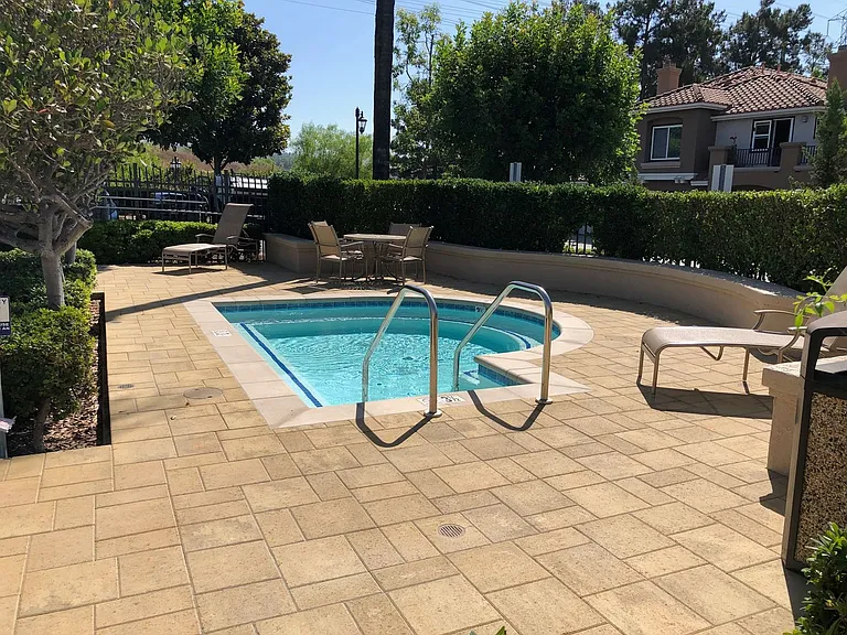 149 Valley View Ter — Photo 16