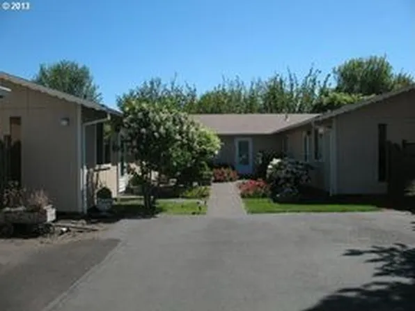 2210 SE 45th Ave, Hillsboro, OR 97123