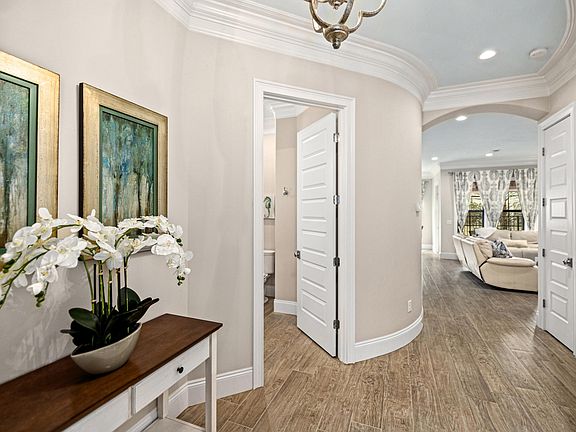 4th image of 1976 Baytowne Loop