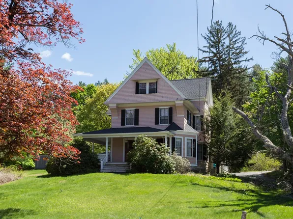 100 Main St, Upton, MA 01568