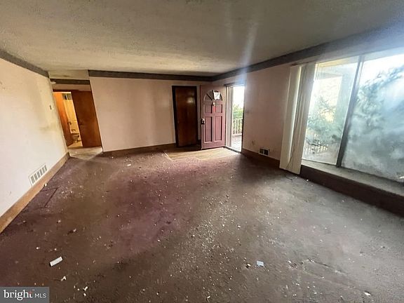 2nd image of 35 Houck Rd