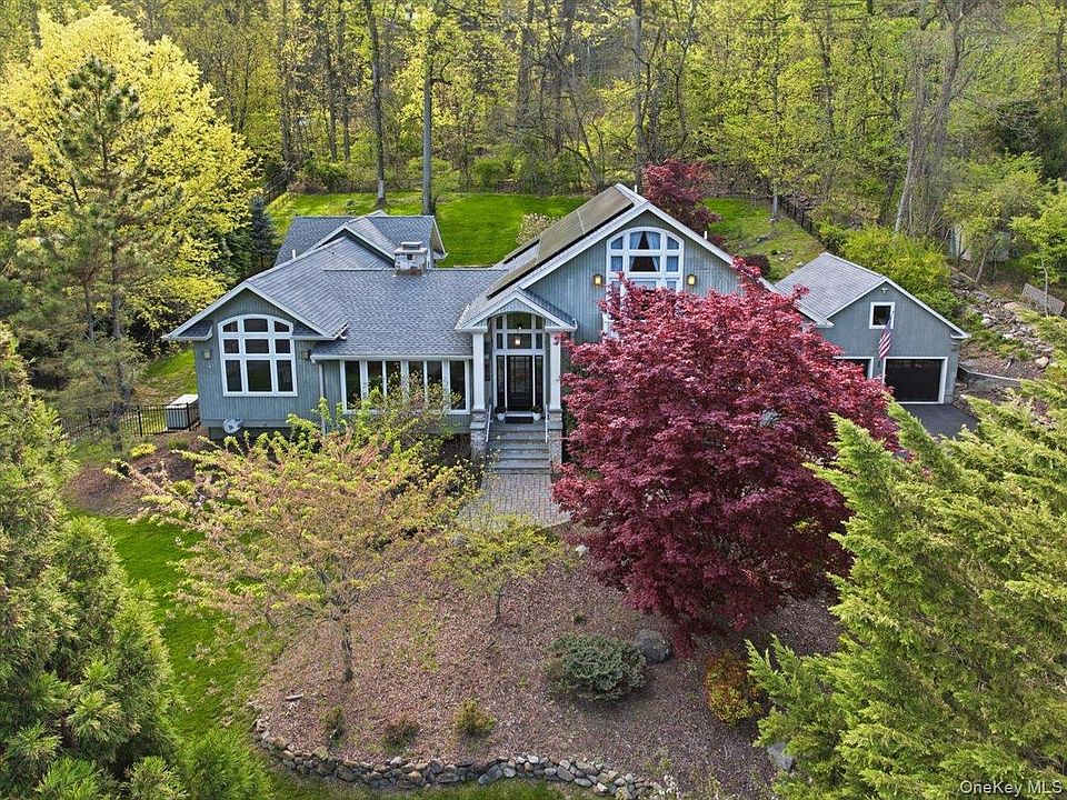 1st image of 608 Palmer Drive