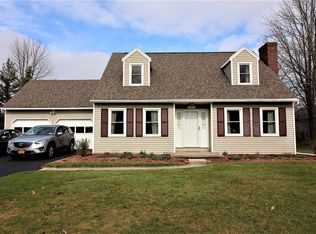 2085 Risser Rd, Canandaigua, NY 14424