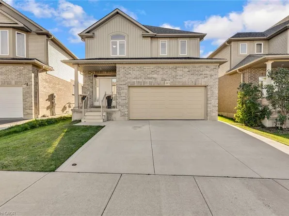 213 Ladyslipper Dr, Waterloo, ON N2V 0E2