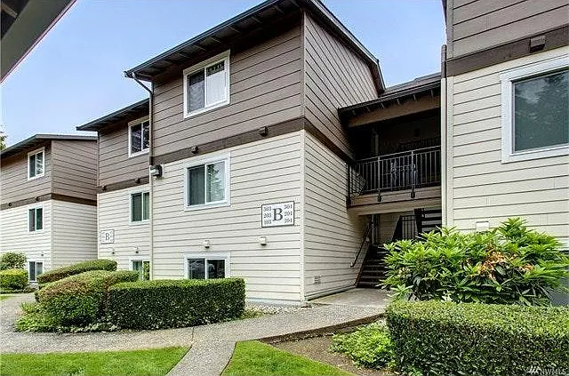 12621 NE 130th Way #D102