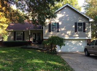 504 S Meadowbrook Ln, Olathe, KS 66062