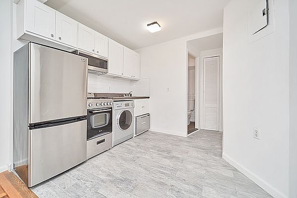 1st image of 326 E 74th St APT 4