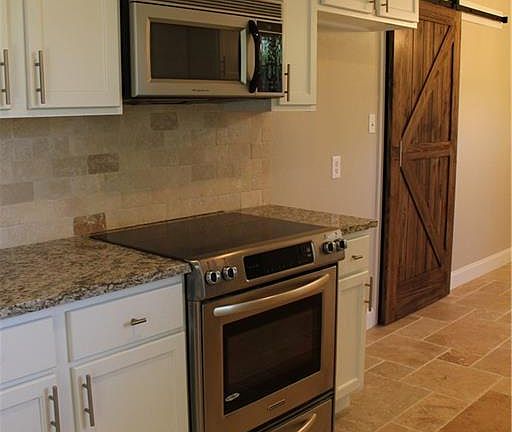 5th image of 6033 Wheaton Dr