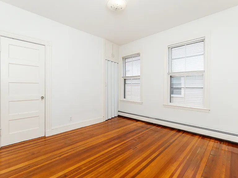 474 Windsor St #2F — Photo 9