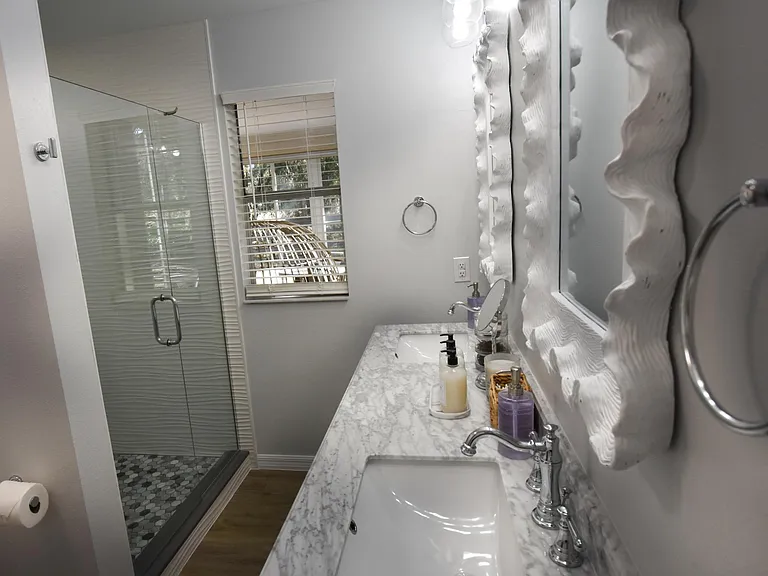 202 Juarez Way — Photo 14