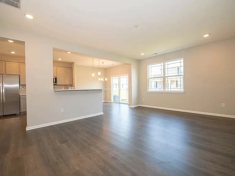 6436 Yuma Ct — Photo 9
