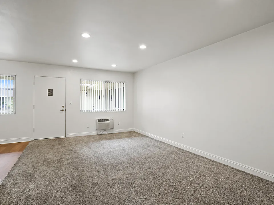 Balboa Apartments