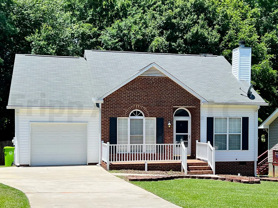 415 Caddis Creek Rd