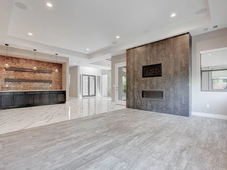 86 Pristine Glen St — Photo 14