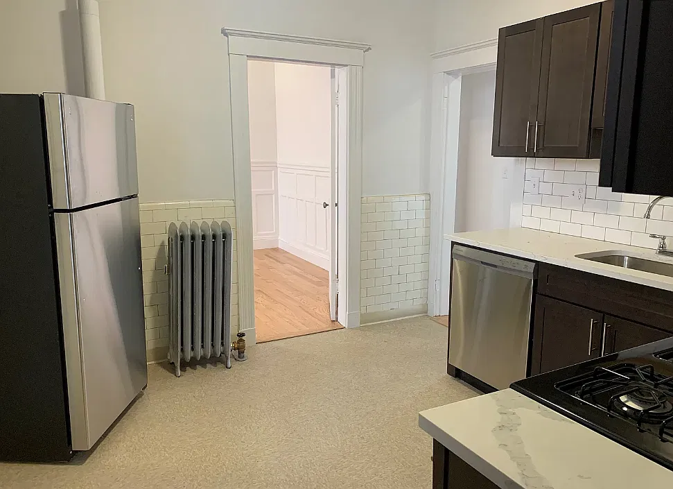 2 bed, $3,600 — Photo 2