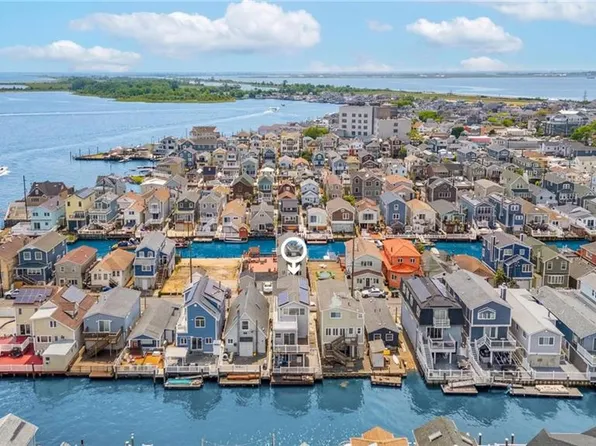 40 W 13th Rd, Broad Channel, NY 11693