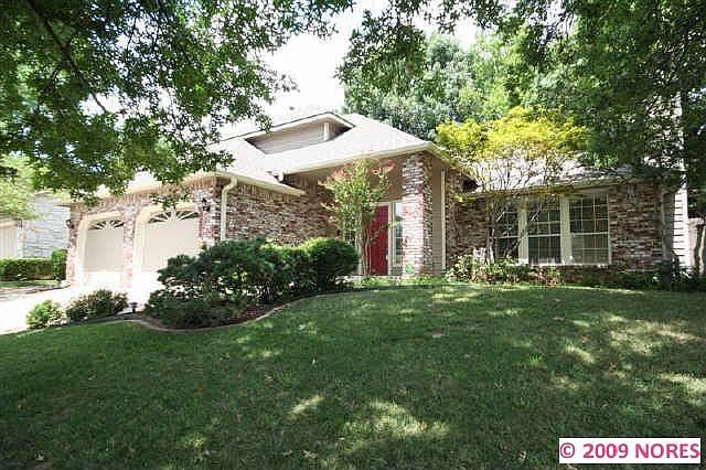 2nd image of 7109 E 100th Pl