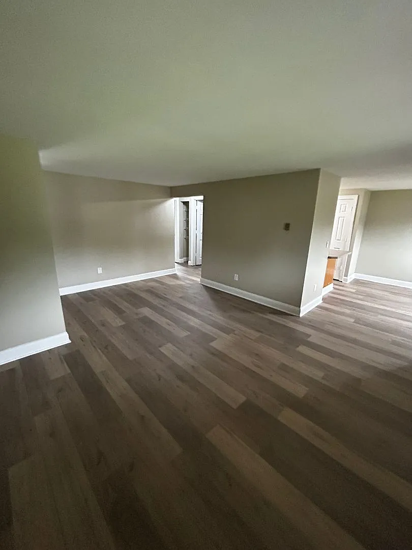 Willow Wood Apartment Homes — Photo 3
