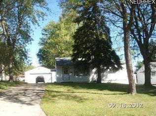 3898 Cannon Rd, Youngstown, OH 44515