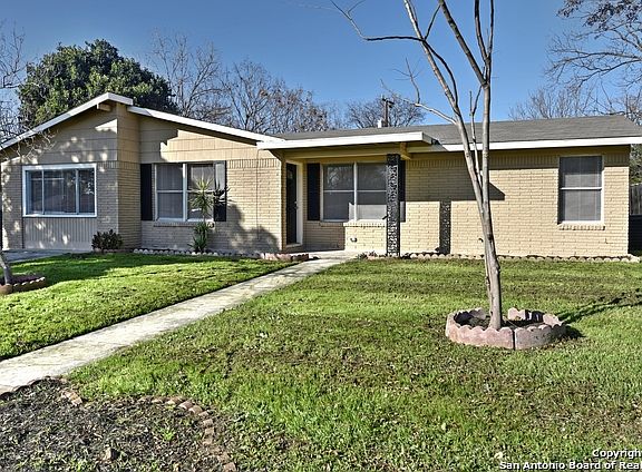 2nd image of 243 Covina Ave