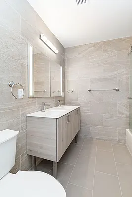 Rented by REAL New York | media 7