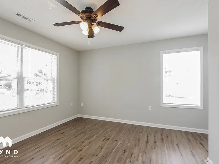 820 Clarence Jordan Ct — Photo 10