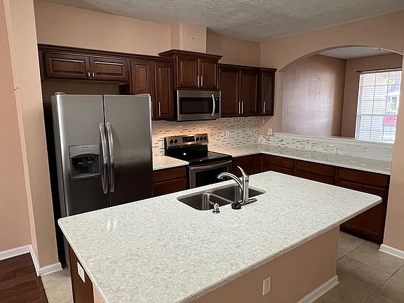 3rd image of 4220 Plantation Oaks Blvd Unit 2014