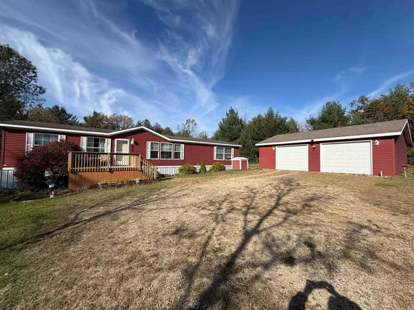 275 Ember Ct, Oxford, WI 53952