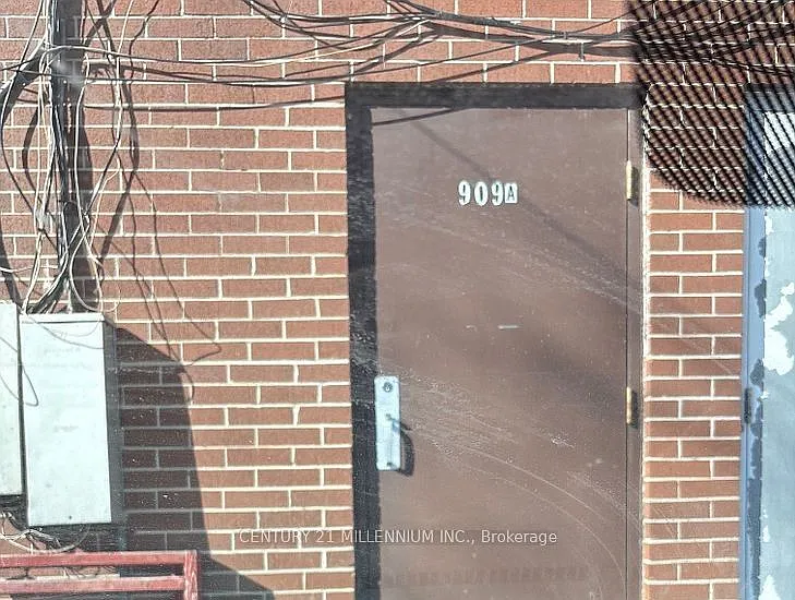 909A Danforth Ave — Photo 12