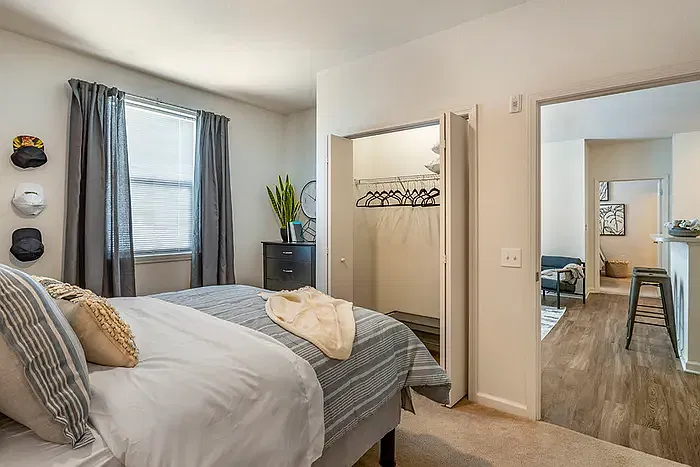 2 bed, 945 sqft, $836 — Photo 3