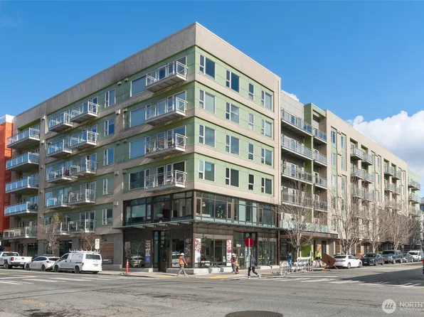 1760 NW 56th St #322, Seattle, WA 98107