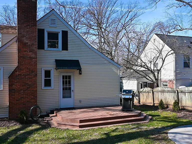 7018 Aronow Dr — Photo 4